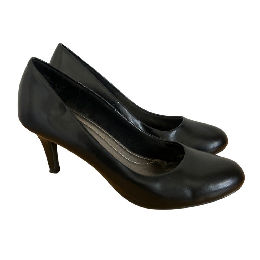 Comfort Plus by Predictions Black Pumps Women's size 7.5